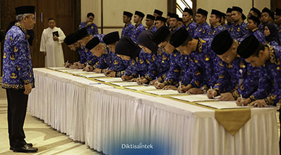Perkuat Riset, Kemdiktisaintek Lantik 850 PPPK saintewk1.jpg